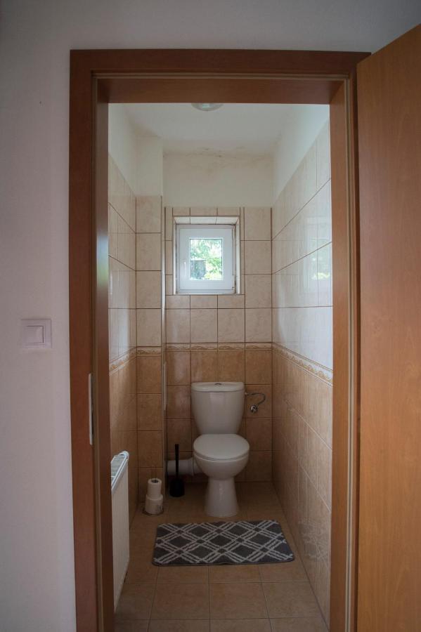 Ubytovani Domecek V Mikulove Apartment Ngoại thất bức ảnh